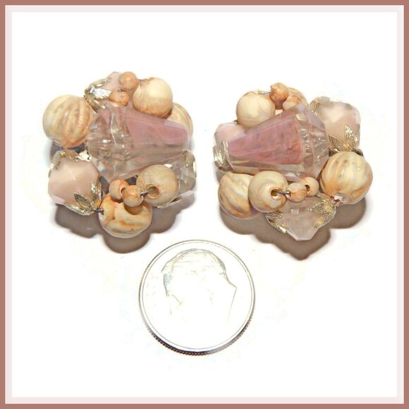 Vintage Cluster Clip on Earrings - Picture 1 of 4